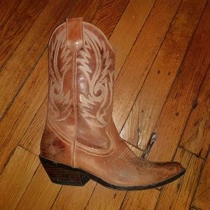 Gorgeous Aldo Cowboy boots